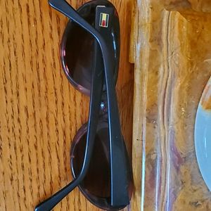 Tommy Hilfiger retro sunglasses